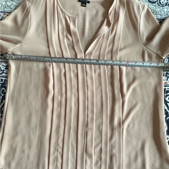 Ann Taylor ruffle sleeve blouse - Picture 5 of 7